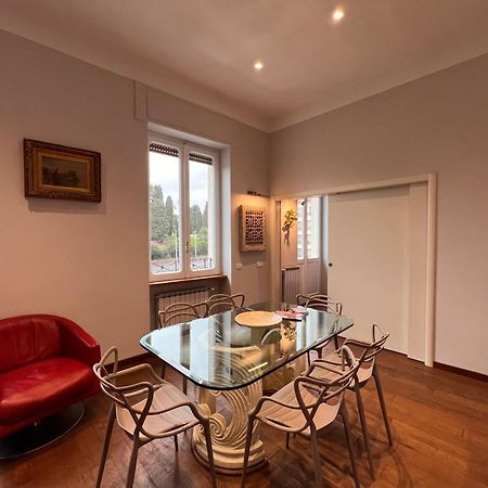 A Casa Di Lu, Al Colosseo - Guest House روما المظهر الخارجي الصورة