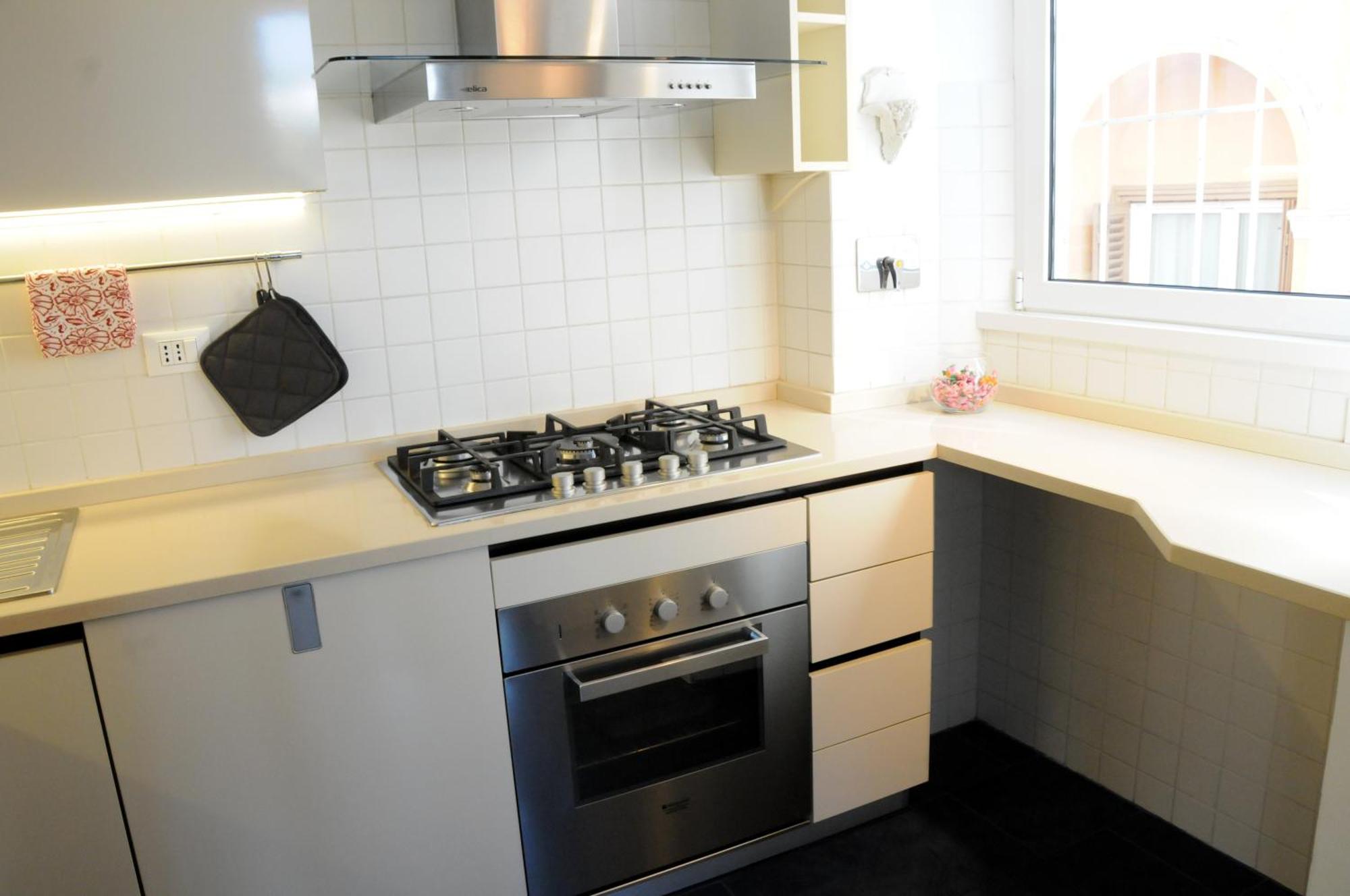 A Casa Di Lu, Al Colosseo - Guest House روما المظهر الخارجي الصورة