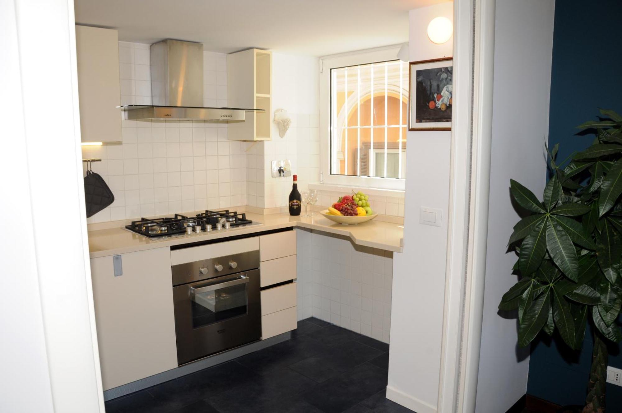 A Casa Di Lu, Al Colosseo - Guest House روما المظهر الخارجي الصورة